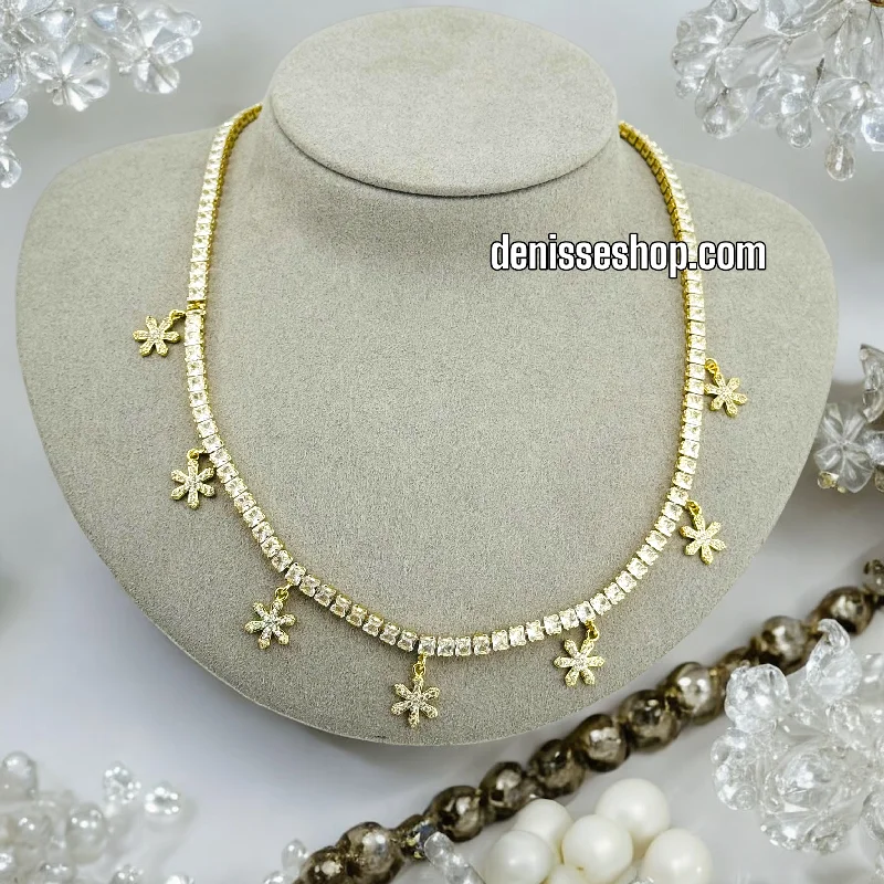 14K FLOWERS NECKLACE 18'' C34